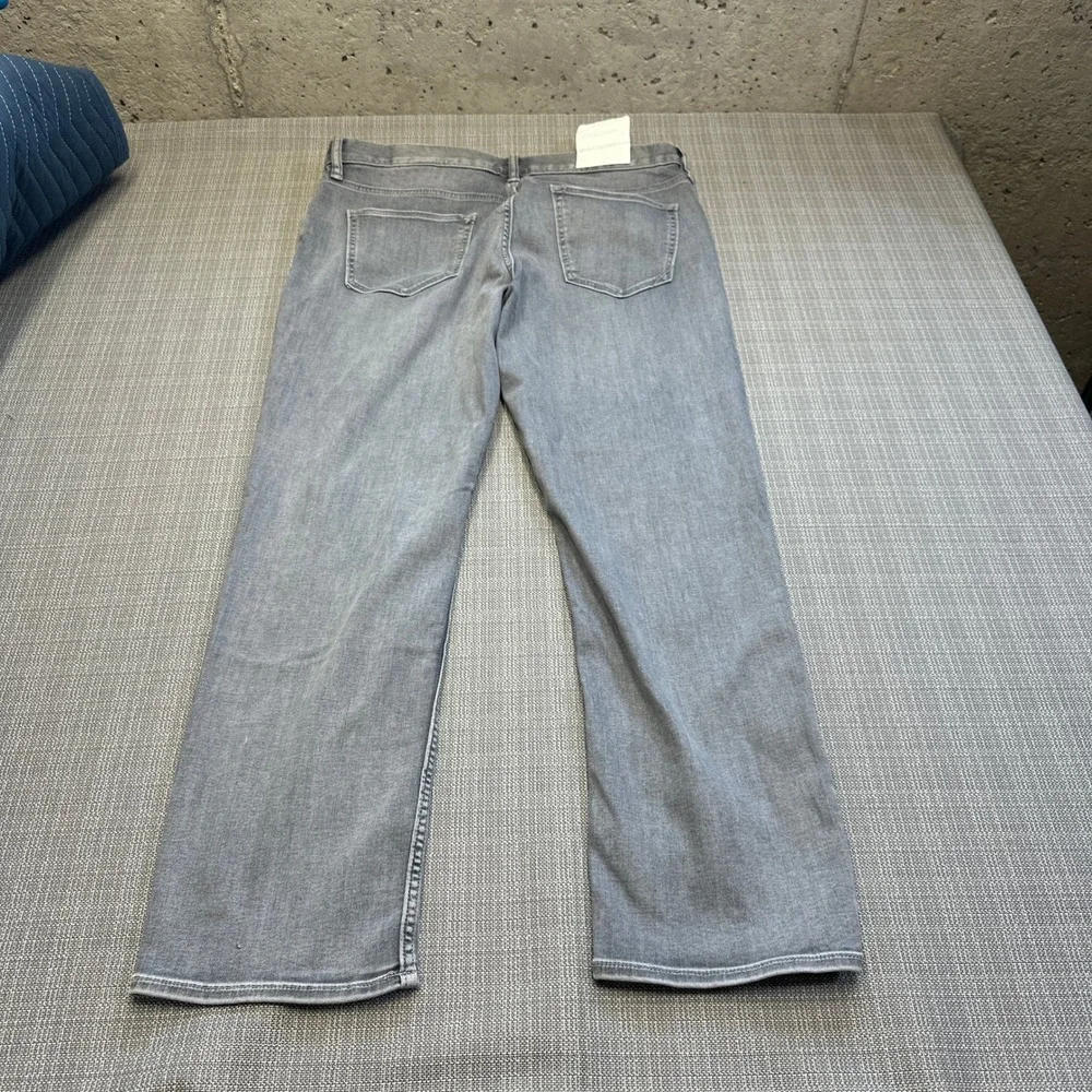 New Banana Republic Traveler Slim Fit‎ Jeans 36x30 Mid Rise Grey Denim Stretch